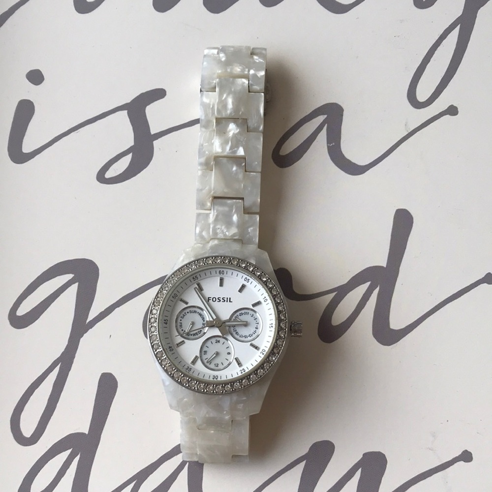 Fossil Watch - Picture 6 of 8